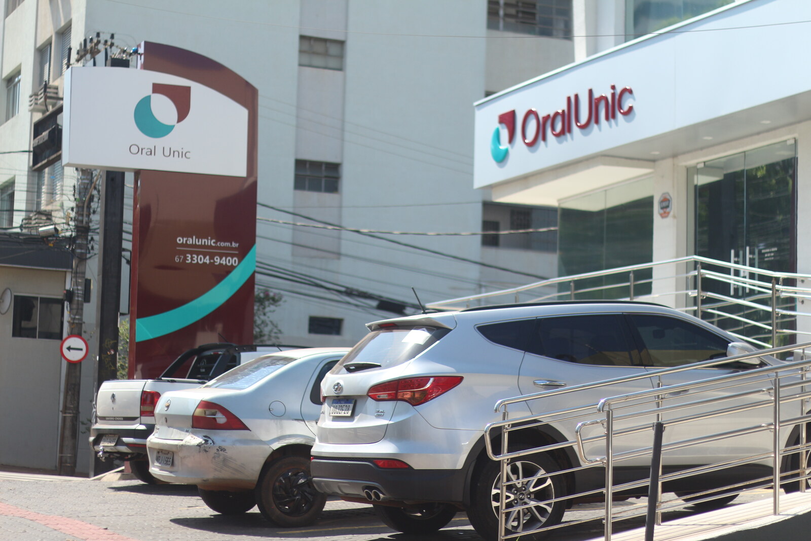 Fachada da Oral Unic Campo Grande na Av. Afonso Pena