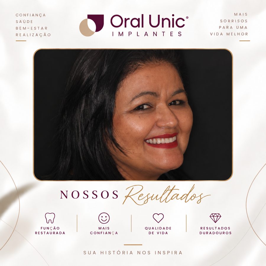 Paciente da Oral Unic Campo Grande sorrindo após reabilitação com implantes dentários